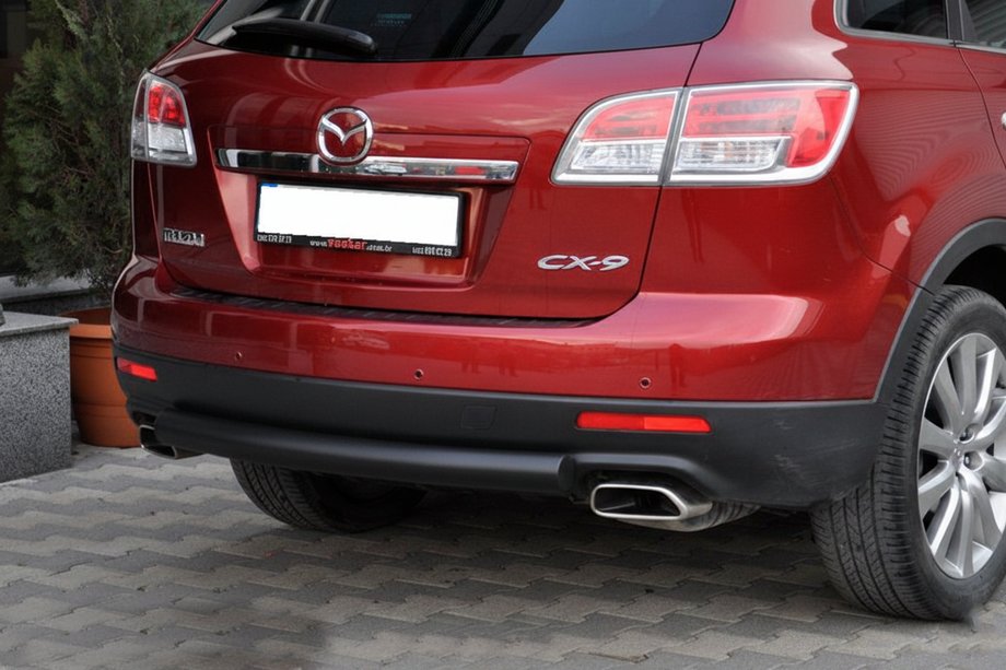Mazda CX-9 2007-2016 гг. Задняя дуга AK002 Черная (нерж.) Image