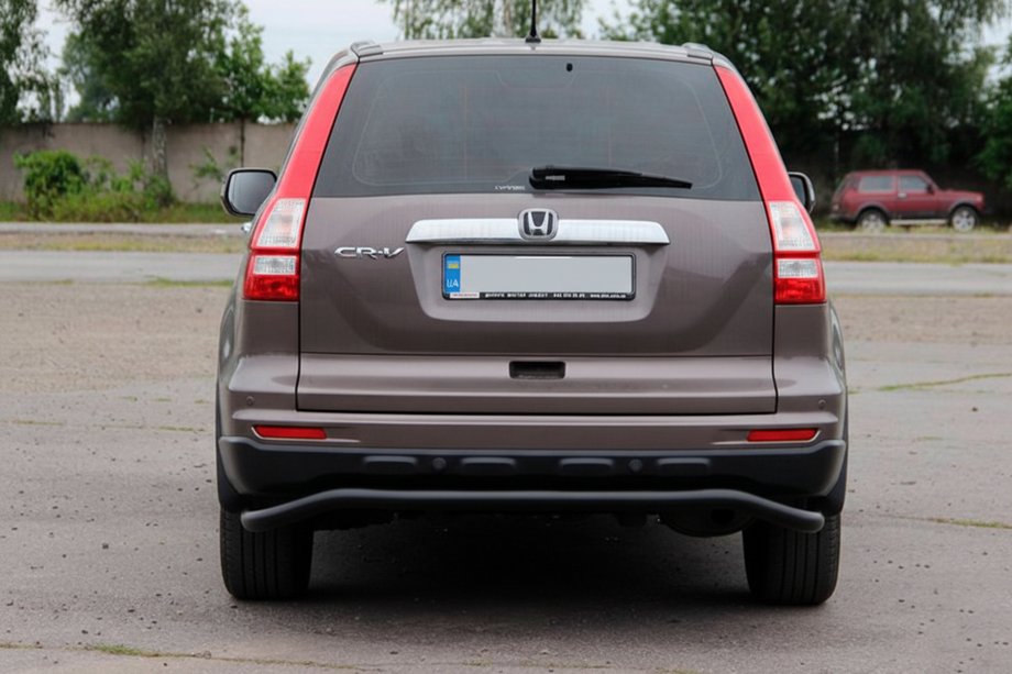 Honda CRV 2012-2016 гг. Задняя дуга AK008 Черная (нерж. сталь) Фото 4