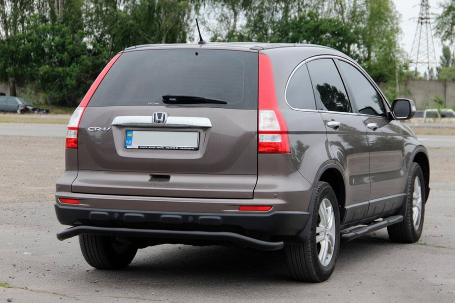 Honda CRV 2012-2016 гг. Задняя дуга AK008 Черная (нерж. сталь) Фото 3