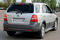 Kia Sorento I BL 2002-2009 гг. Задняя дуга AK002 Черная (нерж.) фото 2