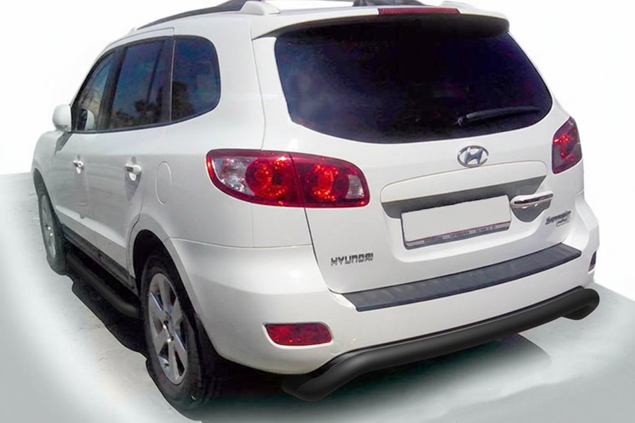 Hyundai Santa Fe 2 2006-2012 гг. Задняя дуга AK007 Черная (нерж. сталь) Фото 1