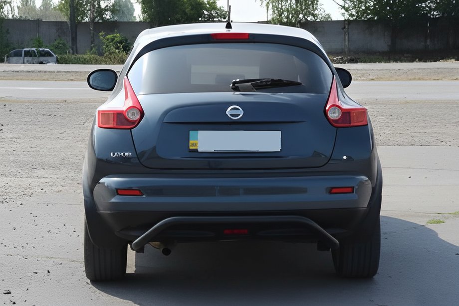 Nissan Juke 2010-2019 гг. Задняя дуга AK007 Черная (нерж. сталь) Фото 2