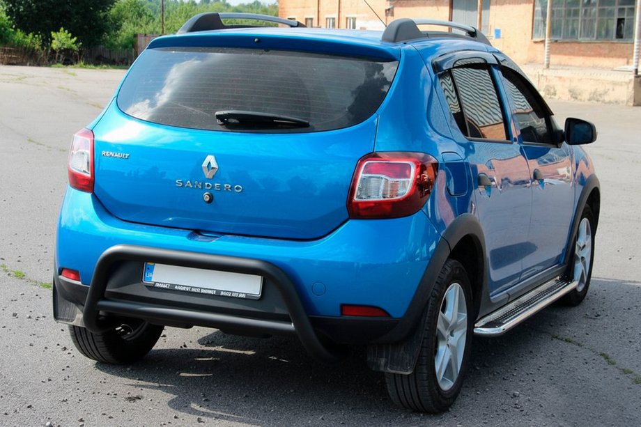 Dacia Sandero 2013-2020 гг. Задняя дуга AK007 Черная (нерж. сталь) Фото 6
