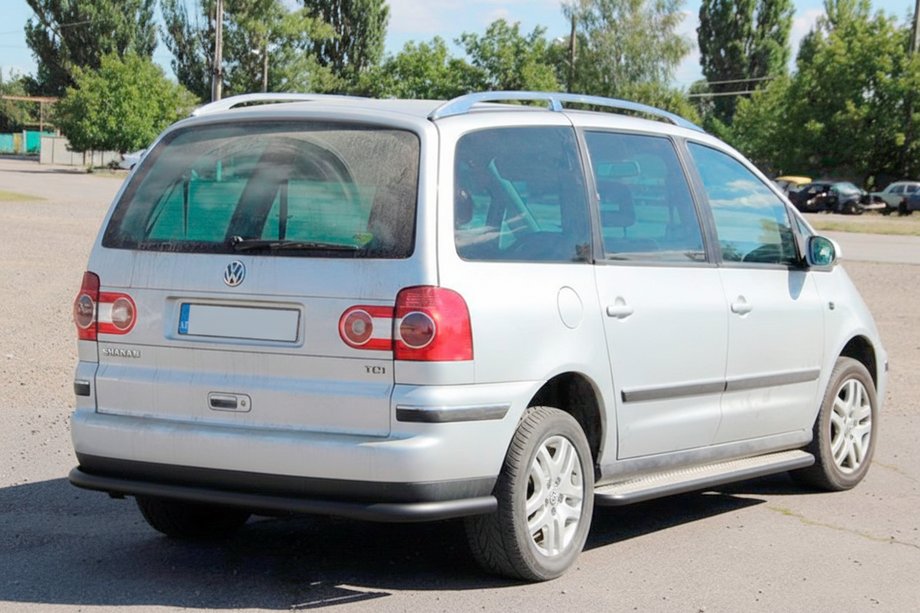 Ford Galaxy 1995-2006 гг. Задняя защита AK005 Черный Фото 2
