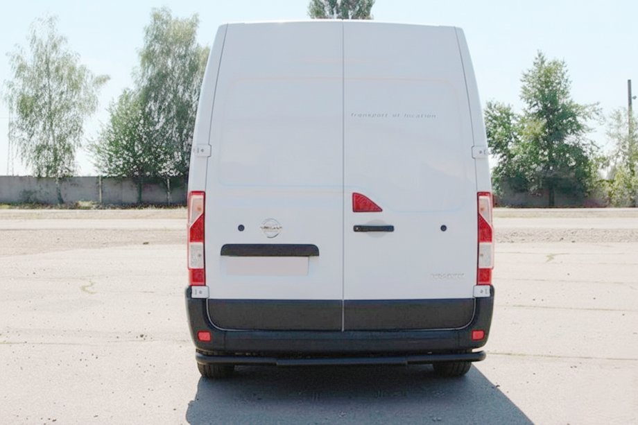 Opel Movano 2010-2021 гг. Задняя дуга AK008 Черная (нерж. сталь) Фото 4