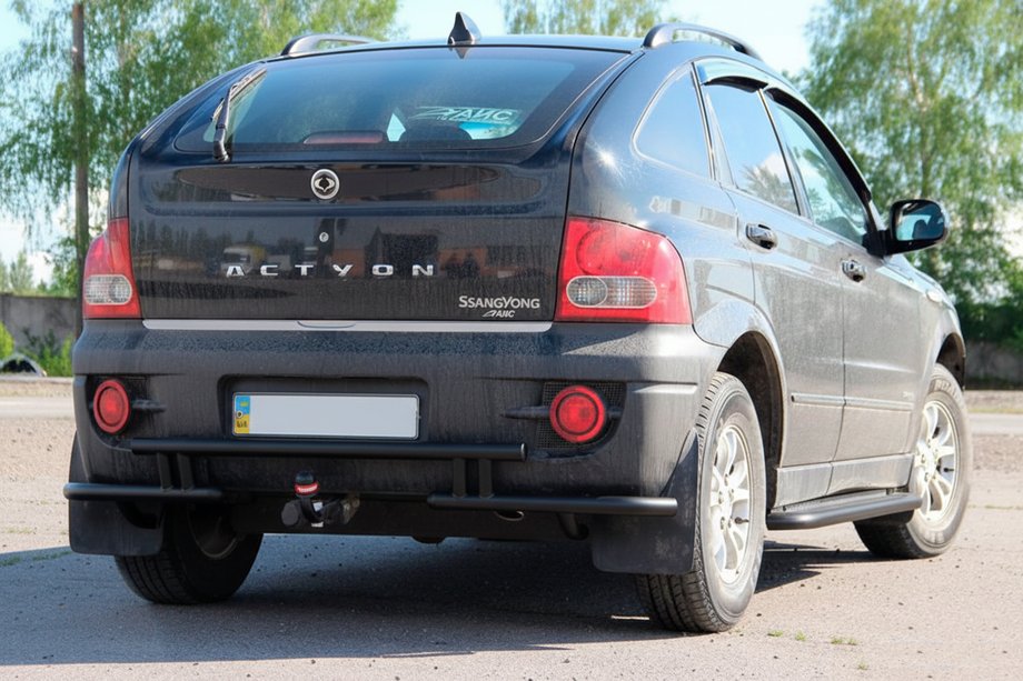 SsangYong Action 2005-2018 гг. Задняя защита AK005-2 Черный (нерж. сталь) Фото 2