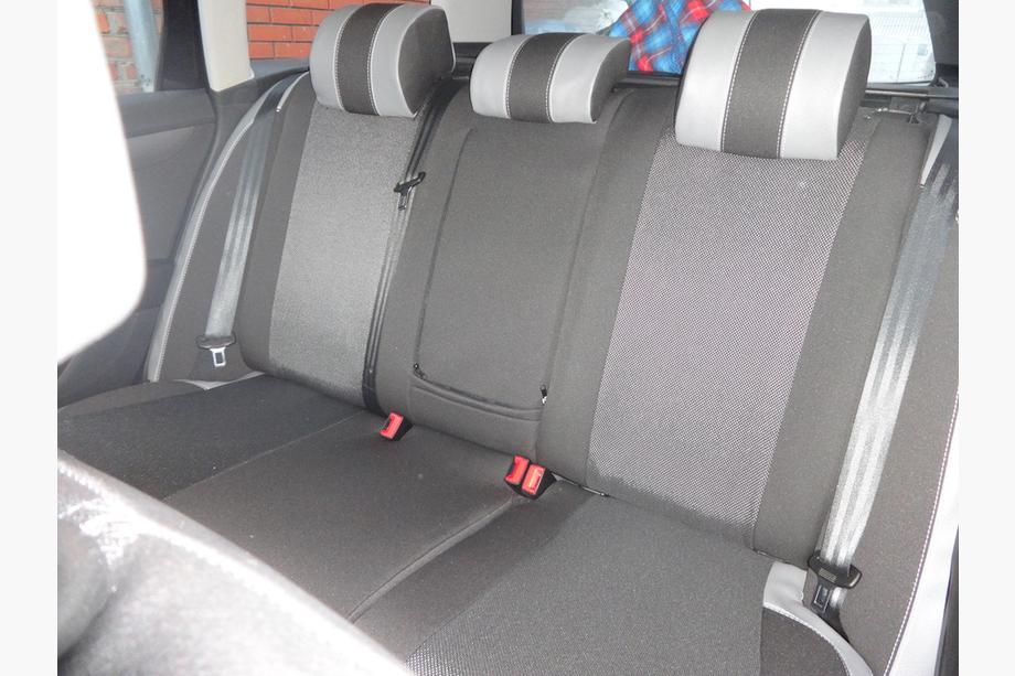 Volkswagen Passat B7 2012-2015 гг. Авточехлы (Эко-кожа↗Ткань, Premium) Фото 3