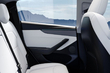 Tesla Model Y (Juniper 2025): обзор обновлённого электрического кроссовера фото 6