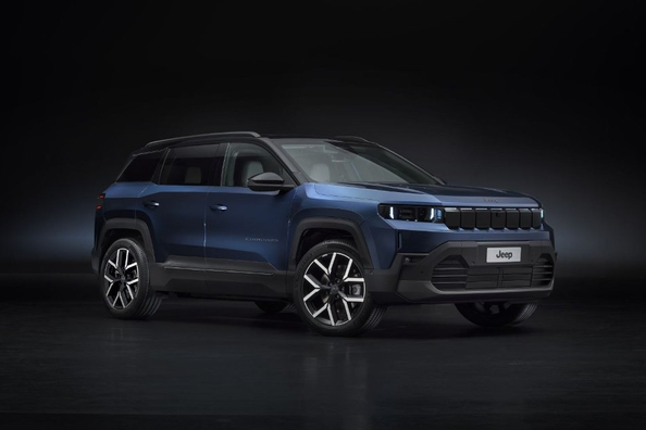 Jeep Compass Electric (2025): обзор полностью электрического кроссовера фото 1