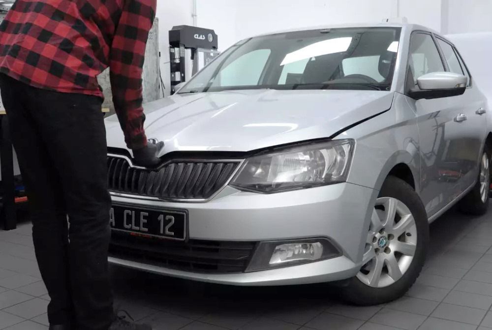 Skoda Fabia: как открыть капот? Пошаговая инструкция