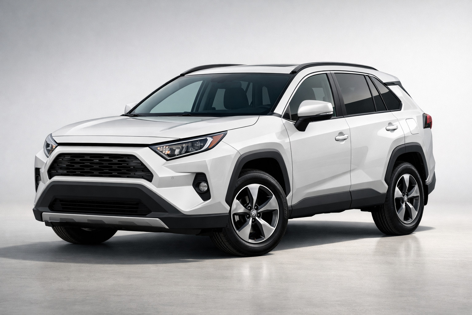 Обзор Toyota RAV4 2019–: почему это поколение так популярно