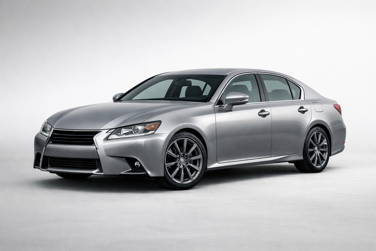 Обзор Lexus GS 2011-2020: седан для тех, кому надоели немцы