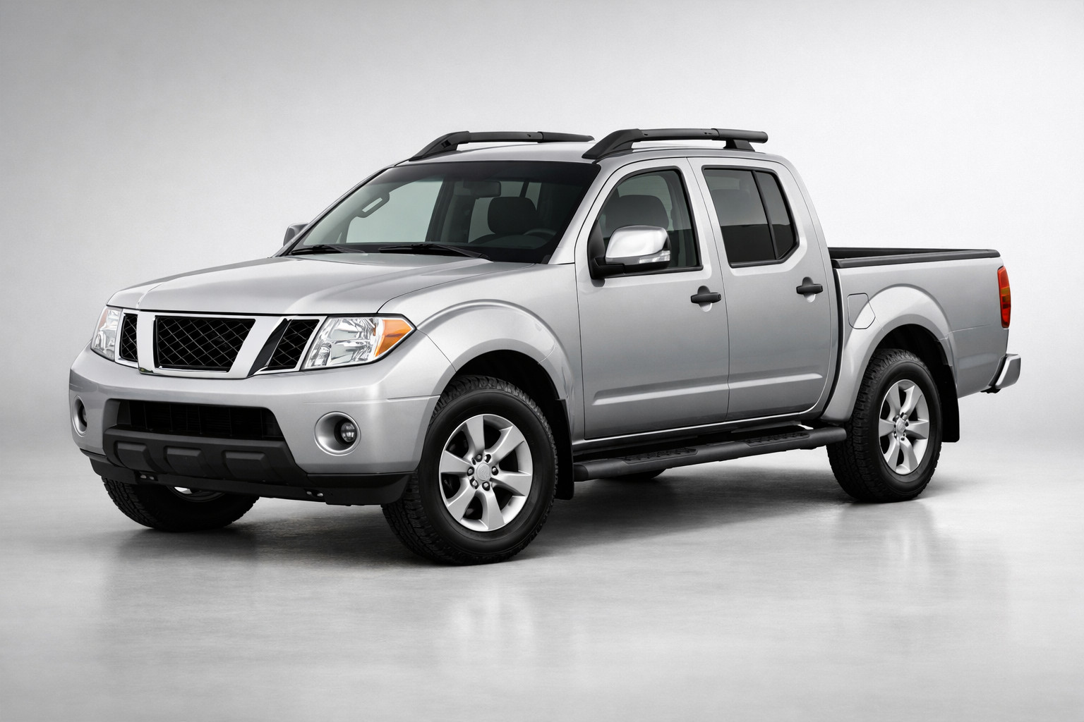 Обзор Nissan Navara 2006–2015: пикап для работы и стиля