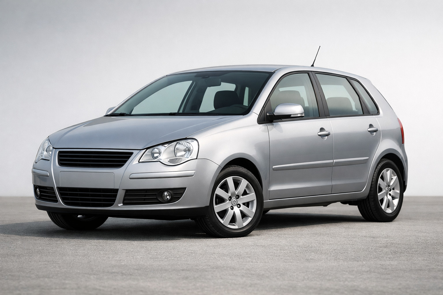 Обзор Volkswagen Polo 2001-2009: простой и понятный городской автомобиль
