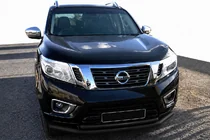 Nissan Navara/NP300 2016- гг. Передняя дуга защиты ST014 Black (нерж.) фото 1
