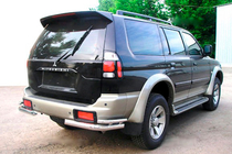 Mitsubishi Pajero Sport 1996-2007 гг. Задние двойные уголки (2 шт, нержавейка) фото 1