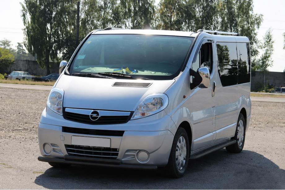 Opel Vivaro 2001–2015 гг. Передняя защита ST014 Черная (Нержавеющая сталь) Фото 1