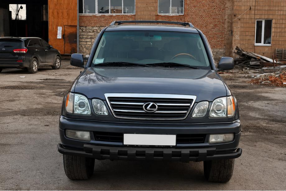 Lexus LX470 1998-2007 гг. Передняя защита ST015 Black (нерж. сталь) Image