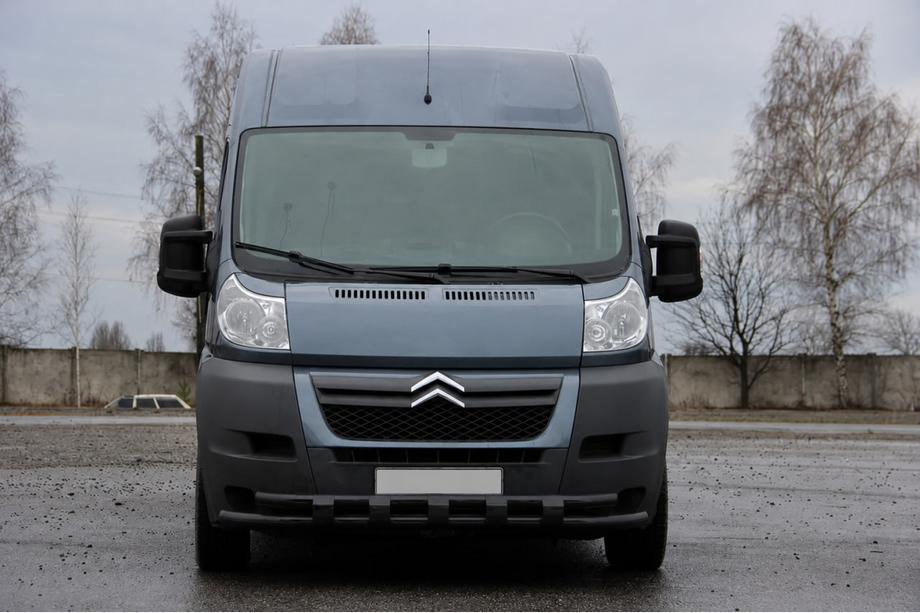 Fiat Ducato 2006-2025 гг. Передняя дуга ST015 Black (нерж.) Image