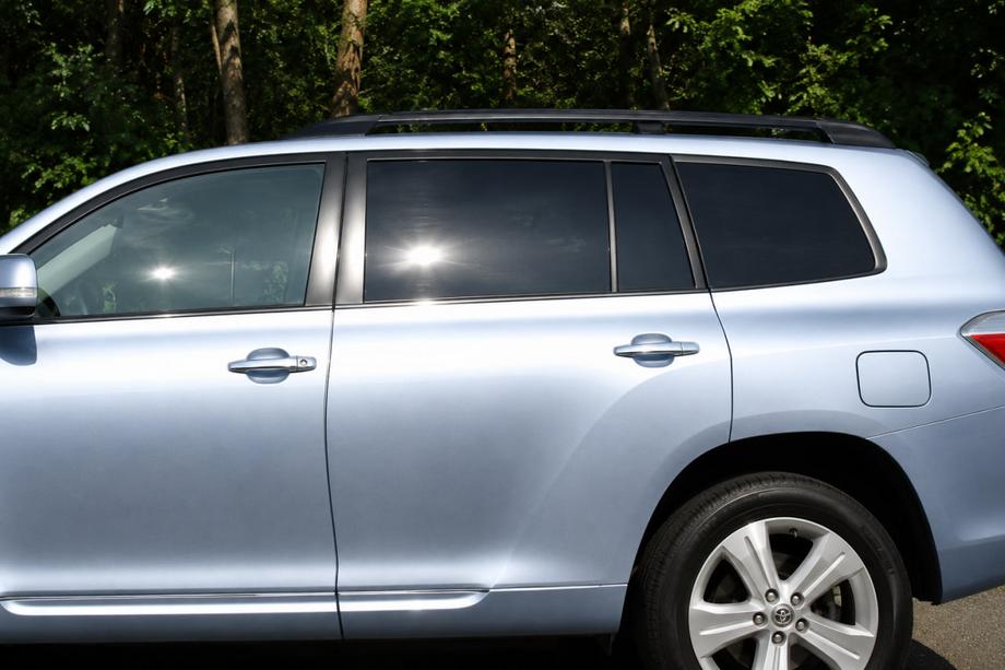 Toyota Highlander 2008-2013 гг. Рейлинги черные OEM (Алюминий) Image