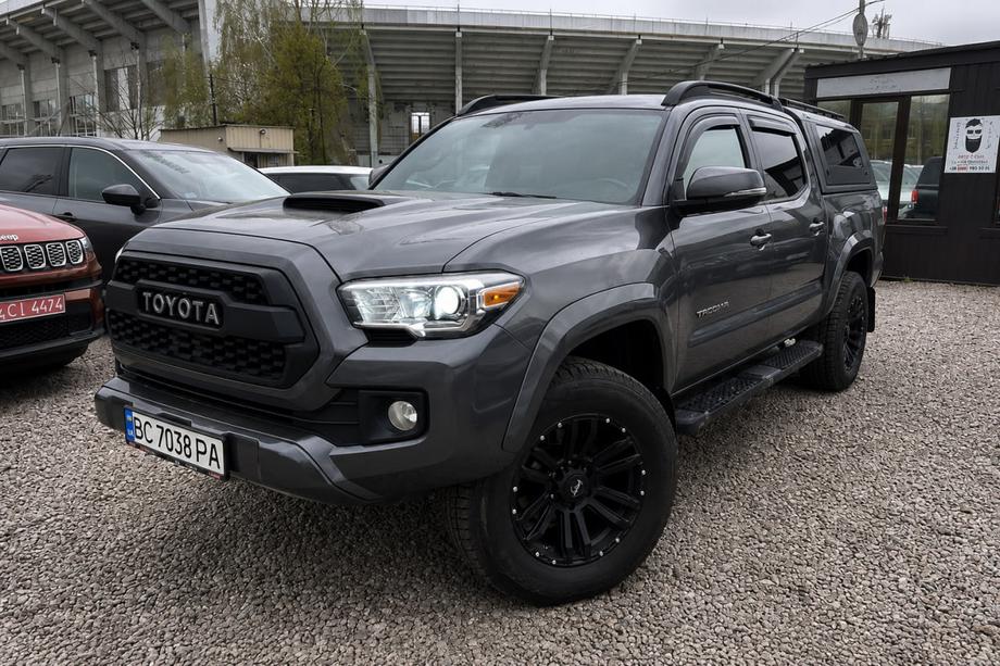 Toyota Tacoma 2015–2023 гг. Рейлинги на крышу OEM черные (алюминий) Фото 1