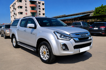 Isuzu D-Max 2011-2019 гг. Чёрные рейлинги OEM (ABS-пластик, установка на клей) фото 1