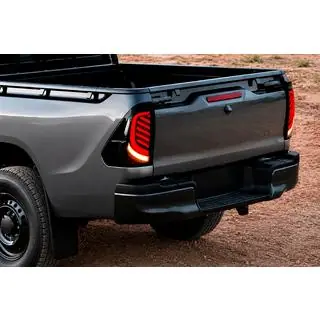 Задние фонари V1 (2 шт.) Toyota Hilux 2015- гг. фото 1