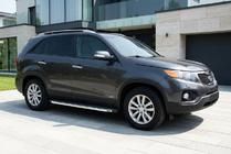 Kia Sorento II XM 2009-2014 гг. Боковые Подножки BlackLine (2 шт, Алюминий) фото 1