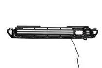 Land Rover Defender 2019- гг. Вставка в решетку радиатора с LED-подсветкой фото 1