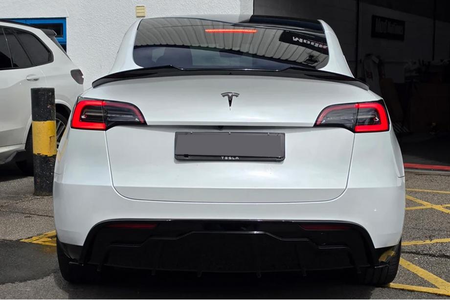 Tesla Model Y 2020- гг. Диффузор заднего бампера Fast (для 2020-2024) Фото 4