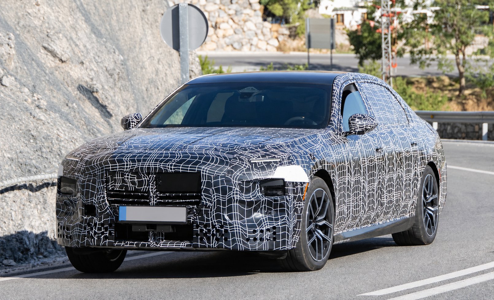 Новый BMW 7 Alpina Series 2027: первые подробности дизайна и характеристик