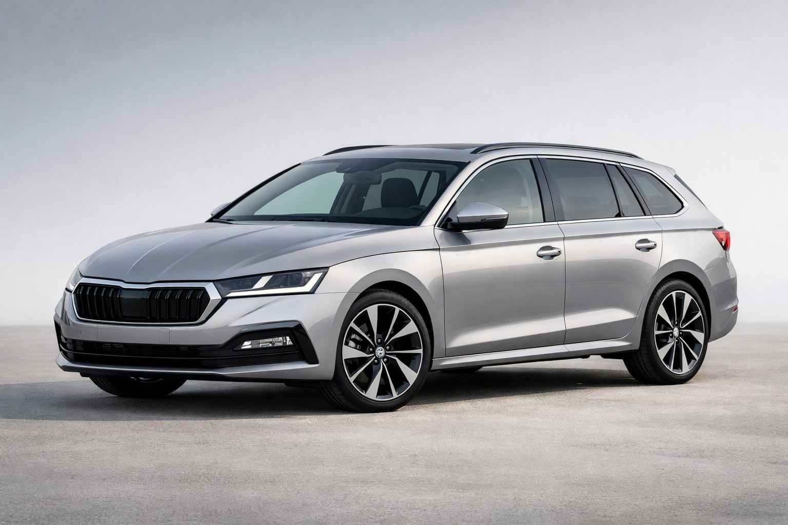 Обзор Skoda Octavia Combi IV: рестайлинг 2024 года