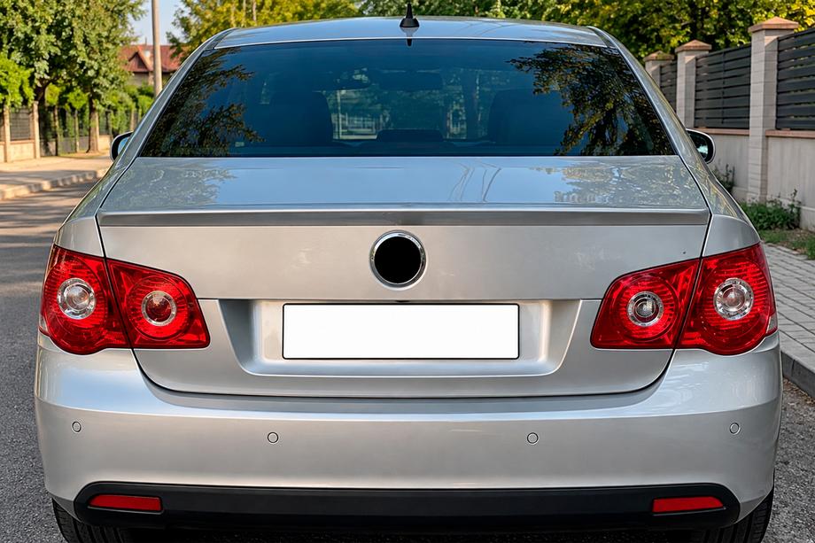Volkswagen Jetta 2006-2011 гг. Спойлер DPT (Черный Глянец) Image