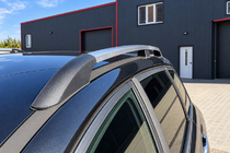 Renault Megane II 2004-2009 гг. Хромированные рейлинги на крышу (HB) фото 1