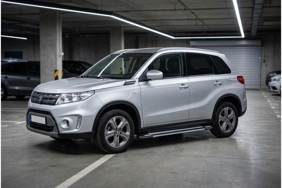 Suzuki Vitara 2015- гг. Боковые Подножки Rainbow (2 шт., Алюминий) Image