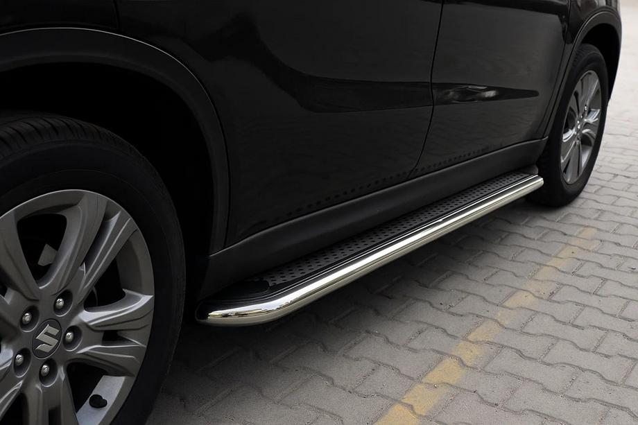 Suzuki Vitara 2015- гг. Боковые Подножки Maydos V2 (2 шт., Алюминий и Нержавейка) Image