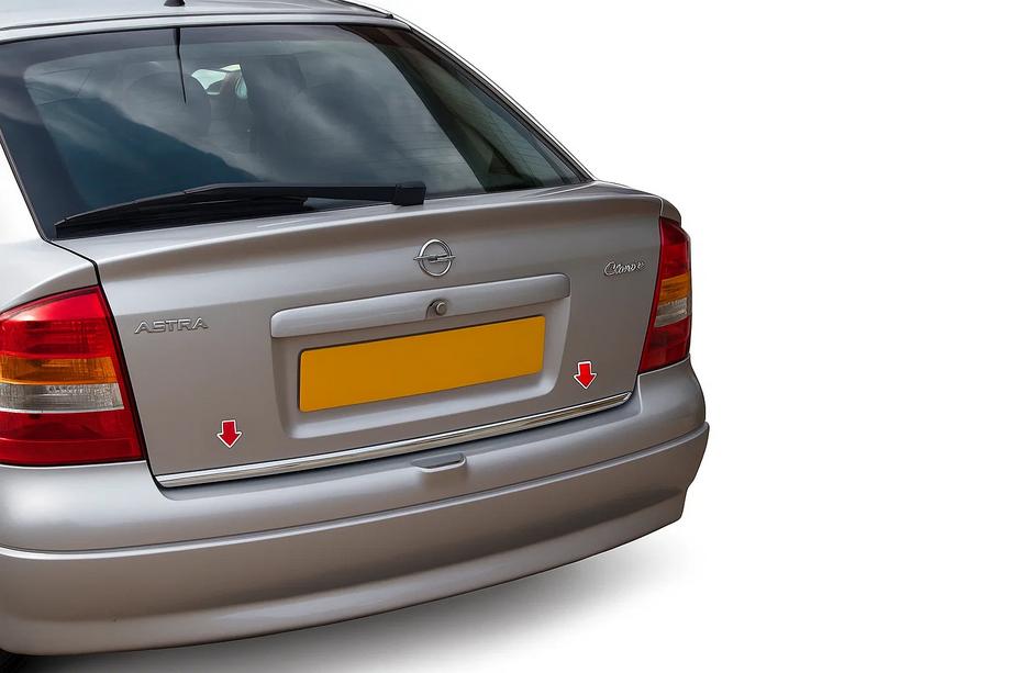 Opel Astra G classic 1998-2012 гг. Накладка на багажник нержавейка Carmos - Турецкая Нержавеющая Сталь Image
