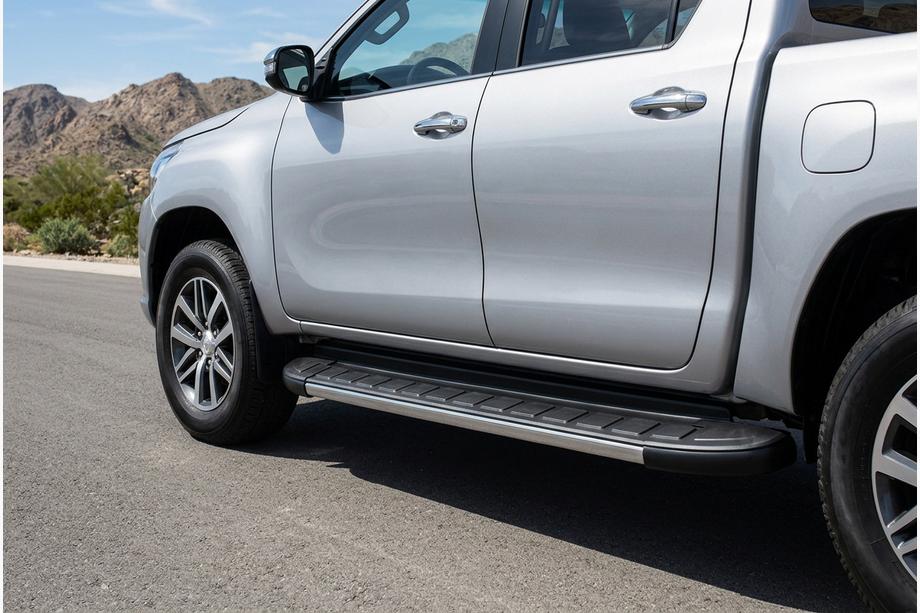 Toyota Hilux 2015- гг. Боковые Подножки Duru (2 шт., Алюминий) Image