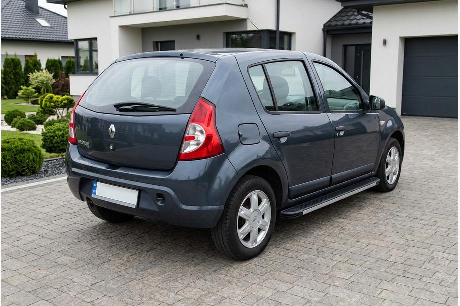 Dacia Sandero 2007-2013 гг. Боковые Подножки Maya V1 (2 шт., Алюминий) Image