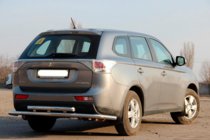 Mitsubishi Outlander 2012-2021 гг. Задняя дуга AK004 Нержавейка фото 3