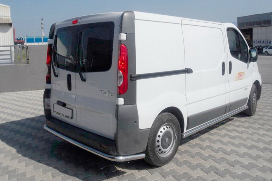 Opel Vivaro 2001–2015 гг. Задняя Защита AK005 (Нержавейка) Фото 1