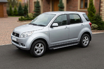 Daihatsu Terios 2006-2017 гг. Боковые Подножки Maya V1 (2 шт., Алюминий) фото 1