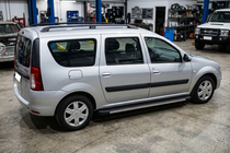 Dacia Logan MCV 2004-2014 гг. Боковые Подножки Maya V1 (2 шт., Алюминий) фото 3