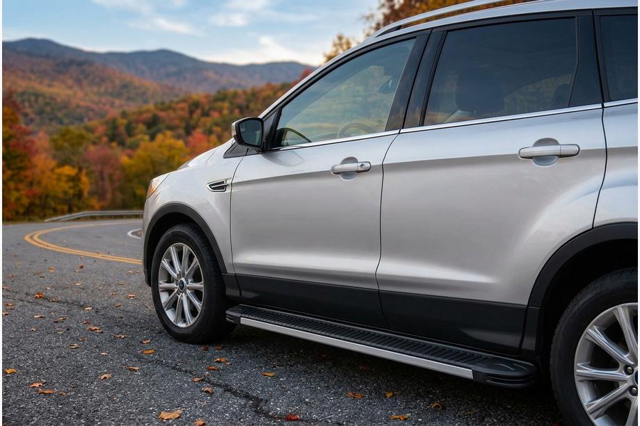Ford Kuga/Escape 2013-2019 гг. Боковые Подножки Maya V1 (2 шт., Алюминий) Image