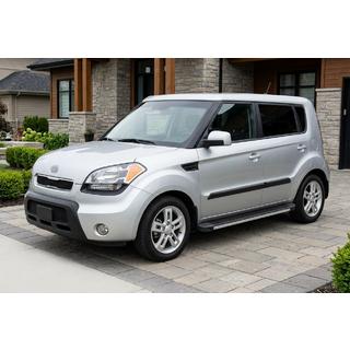 Боковые Подножки Maya V1 (2 шт., Алюминий) Kia Soul I 2008-2013 гг. фото 1
