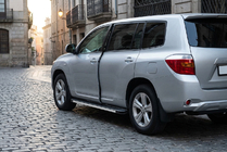 Toyota Highlander 2008-2013 гг. Боковые Подножки Maya V1 (2 шт., Алюминий) фото 1