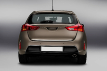 Toyota Auris 2012-2018 гг. Накладка на багажник нержавейка фото 1