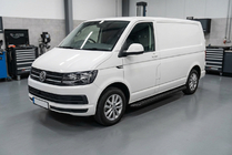 Volkswagen T6 2015-2024 гг. Боковые Подножки Tayga Black (2 шт., Алюминий) фото 1