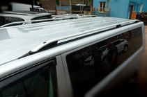 Volkswagen T6 2015-2024 гг. Рейлинги CROWN (серый мат) фото 1