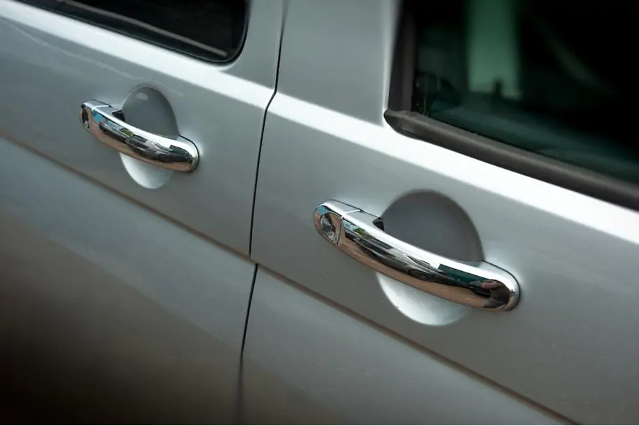 Volkswagen T6 2015-2024 гг. Накладки на дверные ручки из нержавеющей стали Фото 1
